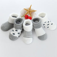 Load image into Gallery viewer, 2019 New warm baby toddler socks cartoon cotton autumn and winter baby foot socks